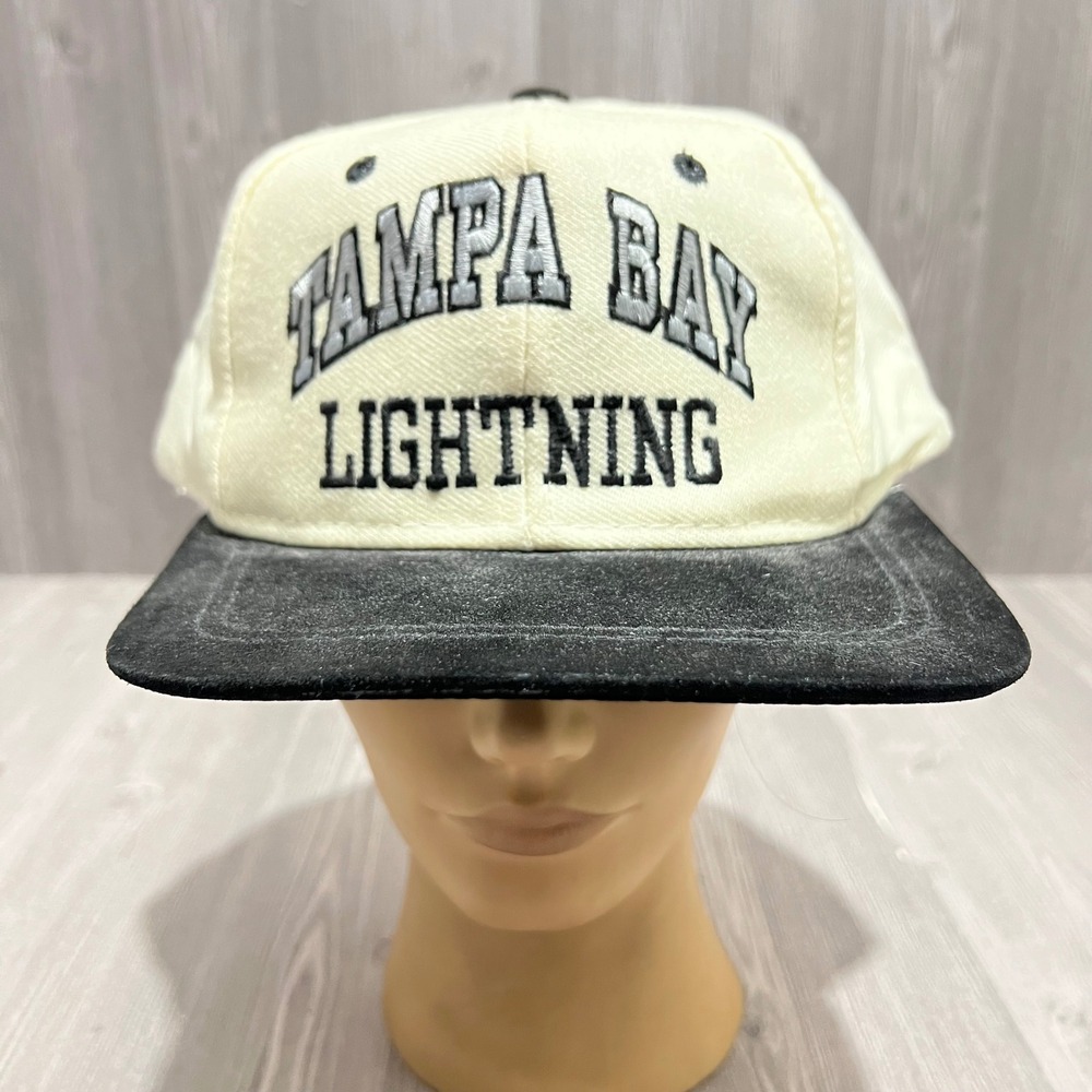 Vintage NHL Tampa Bay Lightning Snapback Hat Cream Black Suede‎ Brim Mens OSFA